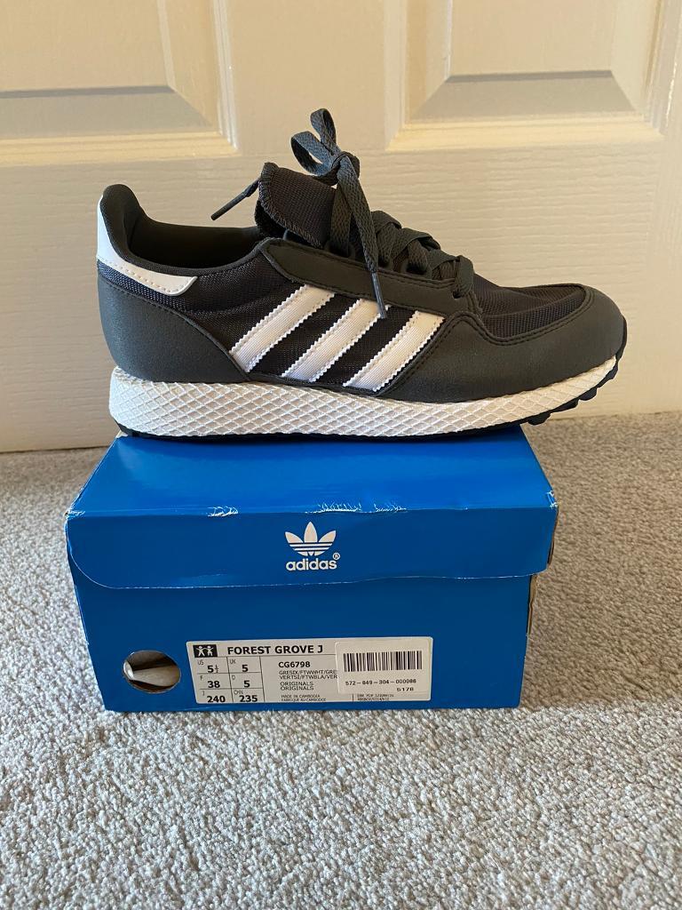 puma love in bloom sneakers